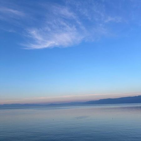 Seven Cafe & Hotel Pogradec Bagian luar foto